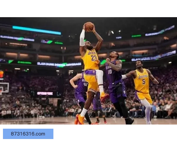 G4湖人对决热火生死战詹眉冲冠巴特勒背水一战总决赛走势悬念拉满